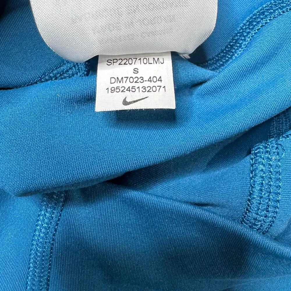 Nike Women's Blue Leggings